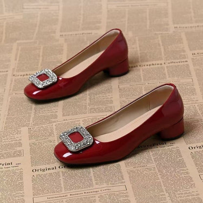 Zapatos de cuero vintage con pedrería para mujer