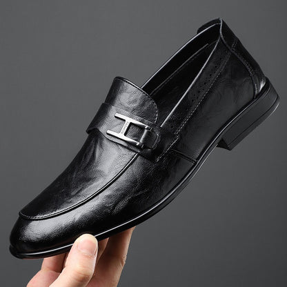 Zapatos de cuero para hombre de suela y empeine suaves, con textura granulada a mano