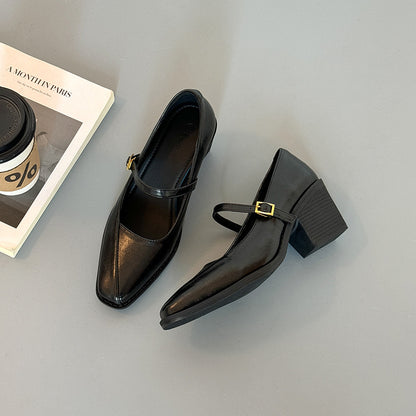 Zapatos de cuero suave de estilo vintage con puntera cuadrada