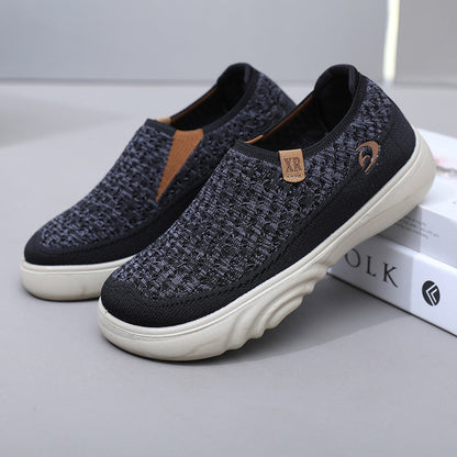 Zapatos anchos calados y transpirables para mujer