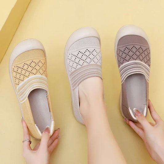 Zapatos casuales calados y transpirables, antideslizantes y resistentes al desgaste, suela blanda y cómoda