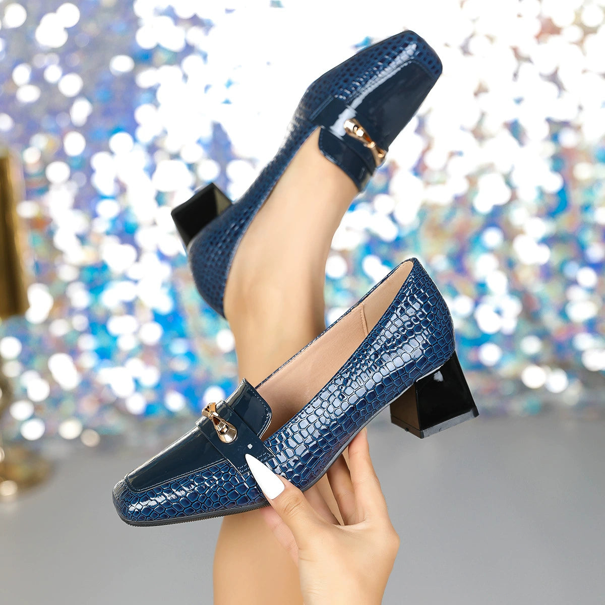 Zapatos de mujer de charol con punta cuadrada