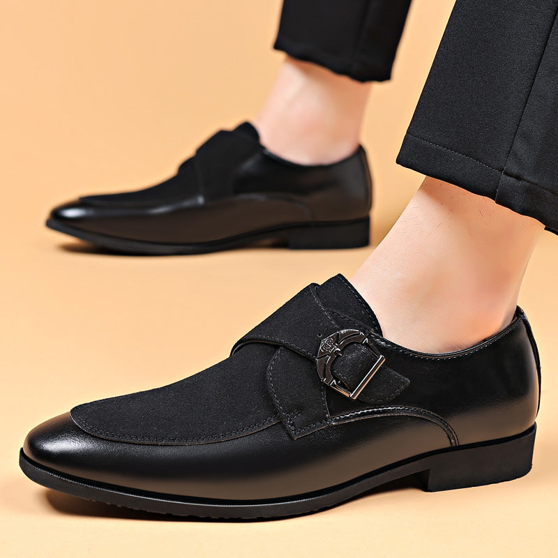 Zapatos de talla grande de punta