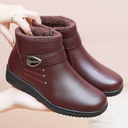 Botines de mujer con suela blanda y forro polar.