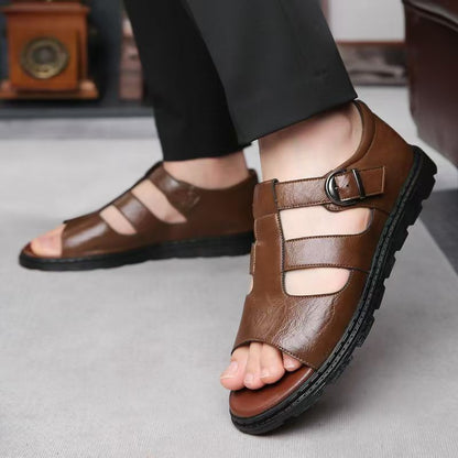 Sandalias para hombre con hebilla