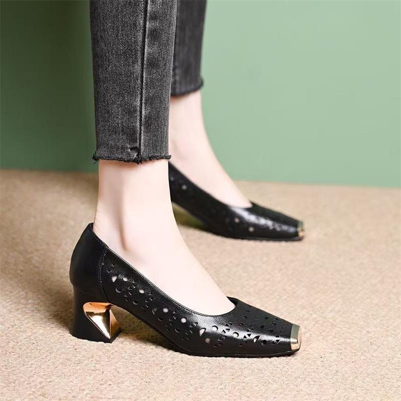 Zapatos de tacón alto y escotados con aberturas para mujer