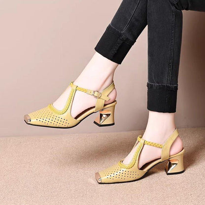 Sandalias cerradas de estilo francés para mujer