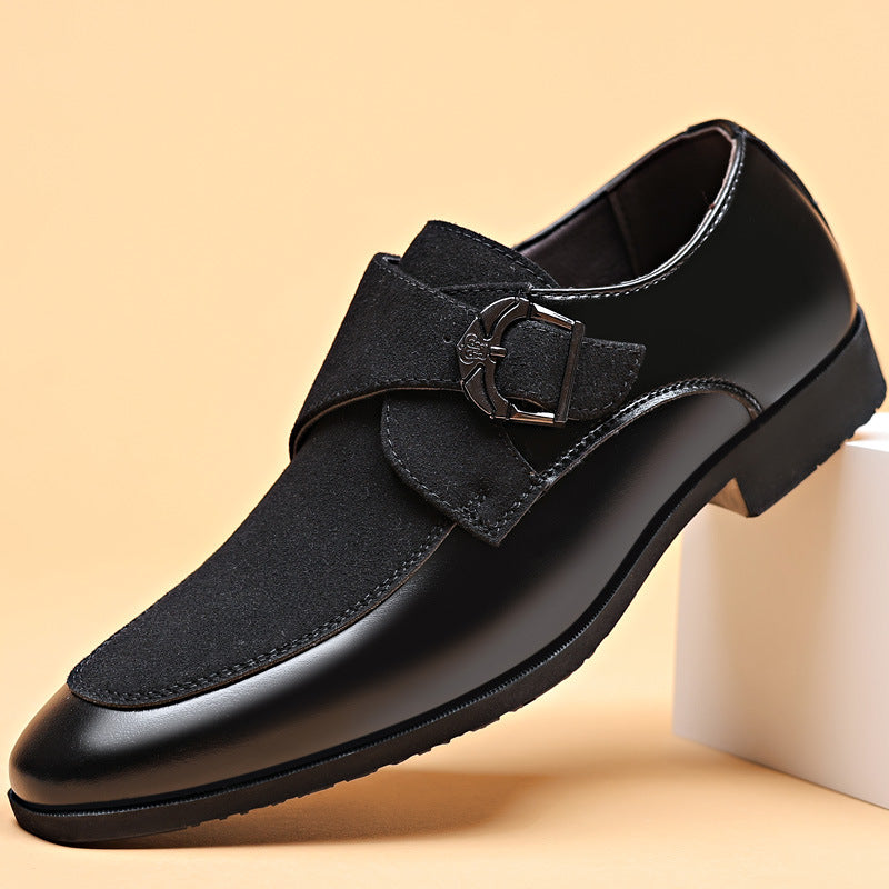 Zapatos de talla grande de punta