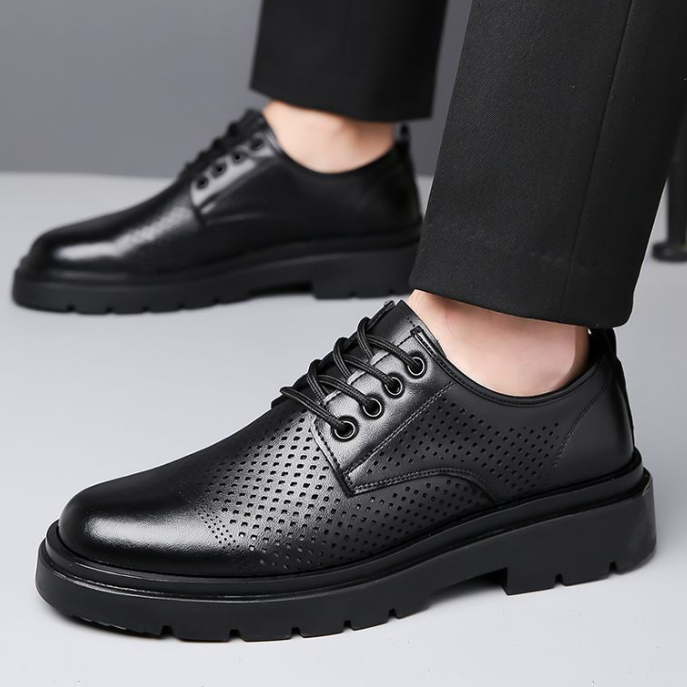 Zapatos de cuero perforado para hombre